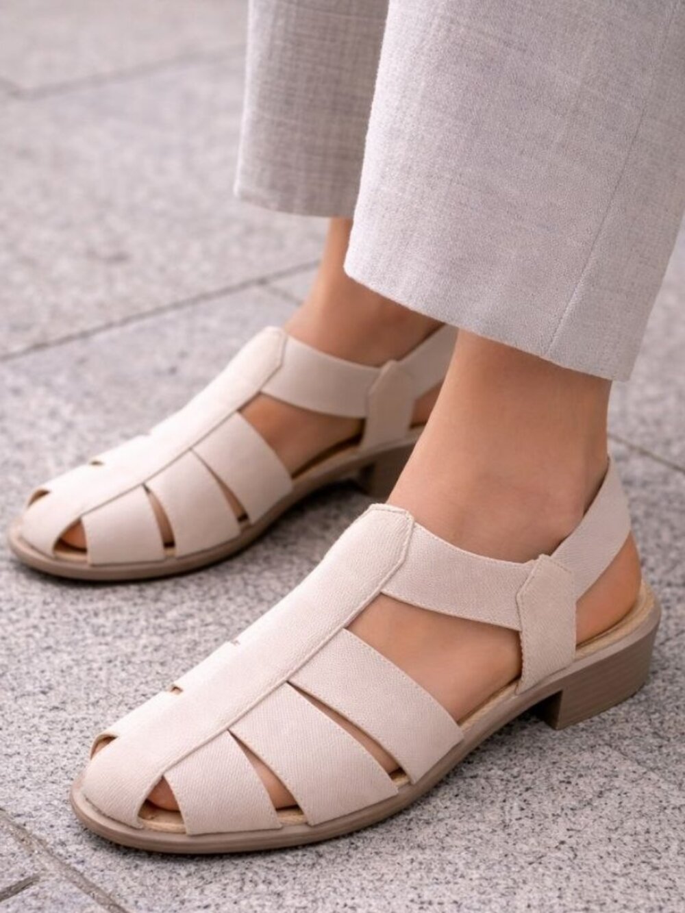 Mootsies Tootsies Beige Fabric Sandals Size 10M